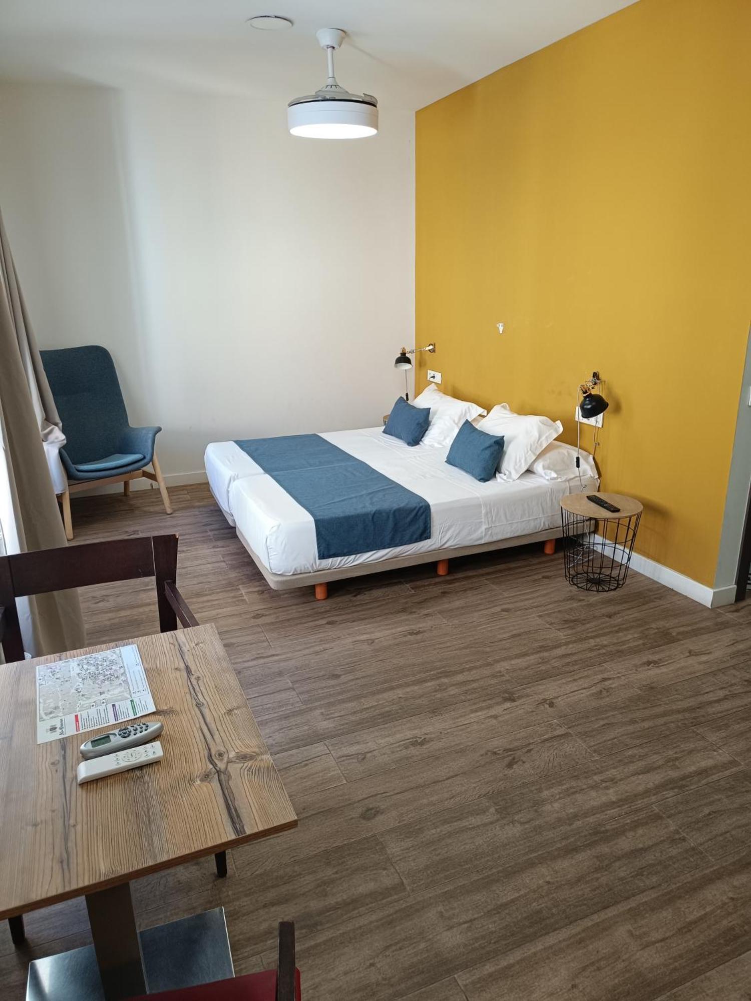 Apartamentos Al-Qazeres Luxury La Concepcion Caces Dış mekan fotoğraf