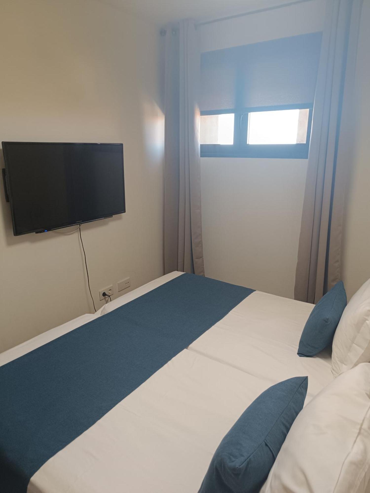 Apartamentos Al-Qazeres Luxury La Concepcion Caces Dış mekan fotoğraf